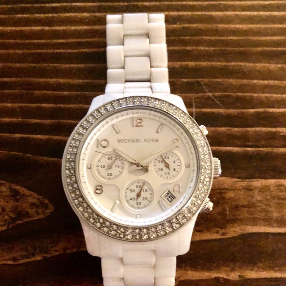 Watches - Picture 5 of 5